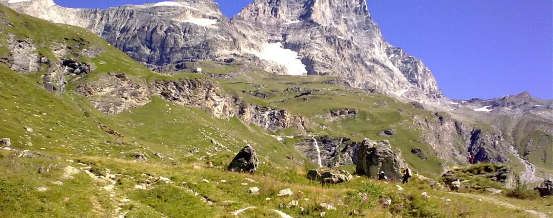 Widok na szczyt Matterhorn