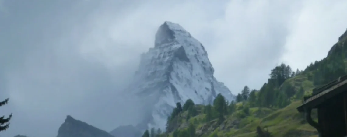 Widok na szczyt Matterhorn