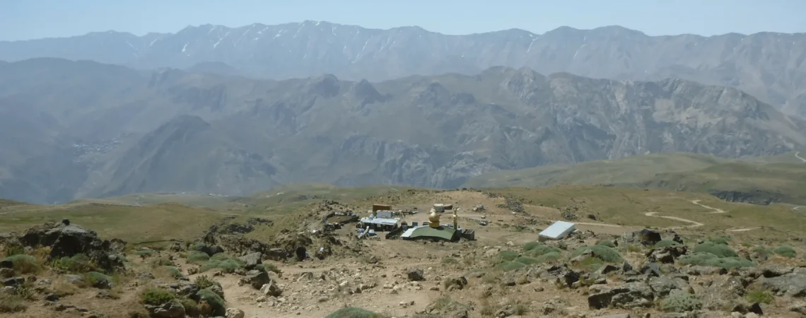 Widoki z podejścia na szczyt Damavand