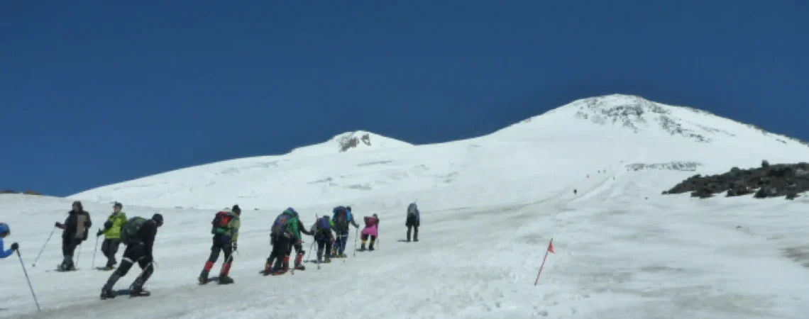 Widok na szczyt Elbrus