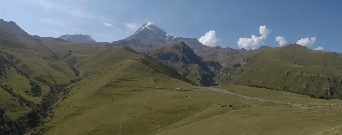 Widok na szczyt Kazbek