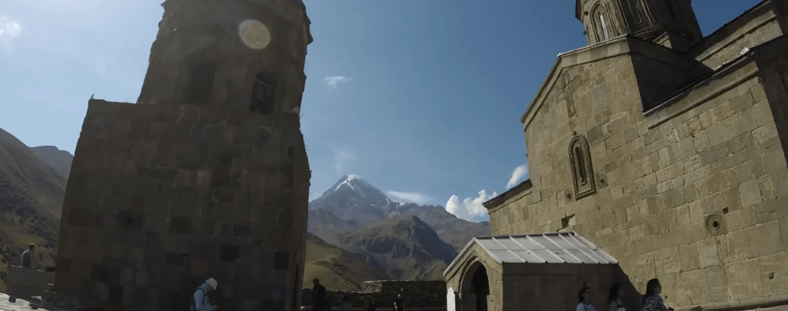 Widok na szczyt Kazbek