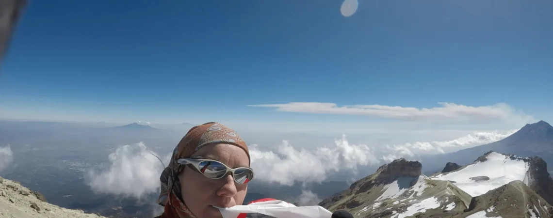 Autorka strony na szczycie Iztaccihutlan