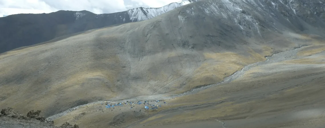 Widoki w drodze na szczyt Damavand