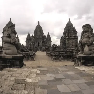 Jawa zwiedzanie – Co warto zobaczyć?